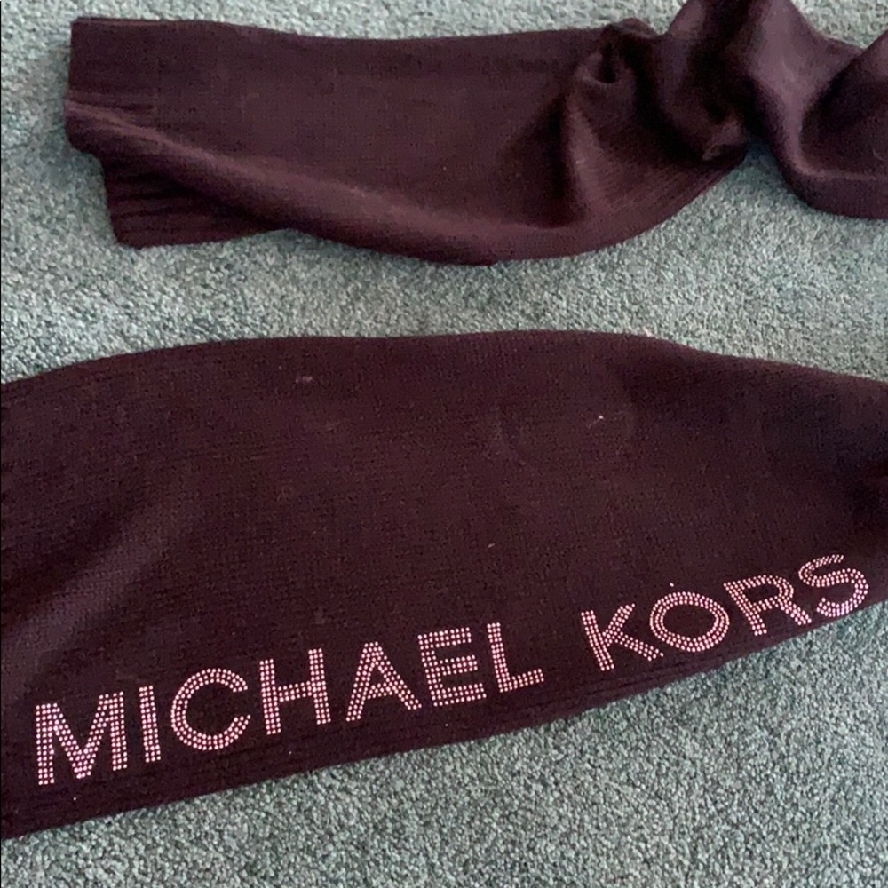 Michael Kors Scarf - Picture 2 of 3